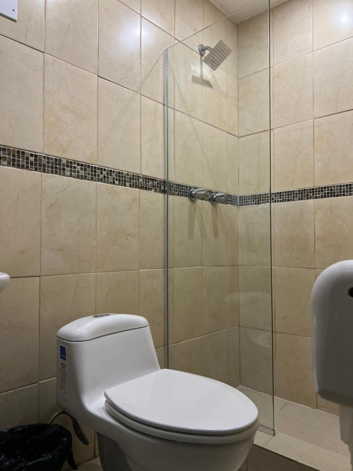 La Cubana Hotel & Suites Colon Exterior photo